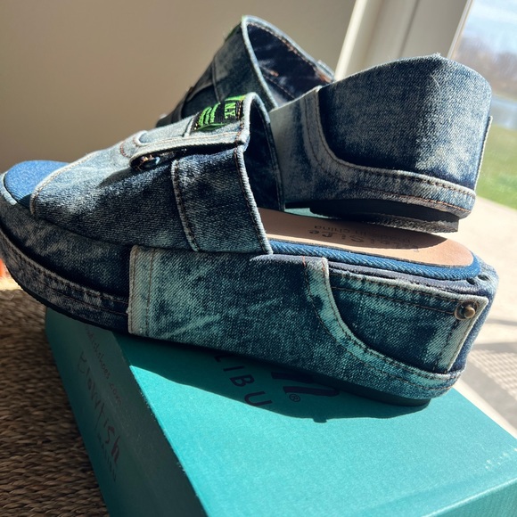 MeiSiLe brand platform, bohemian slide wedge.
denim slip ons. - Picture 8 of 13